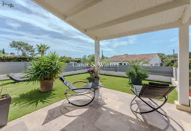 Apartment with terrace and pool 7