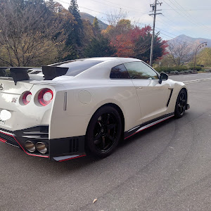 NISSAN GT-R R35