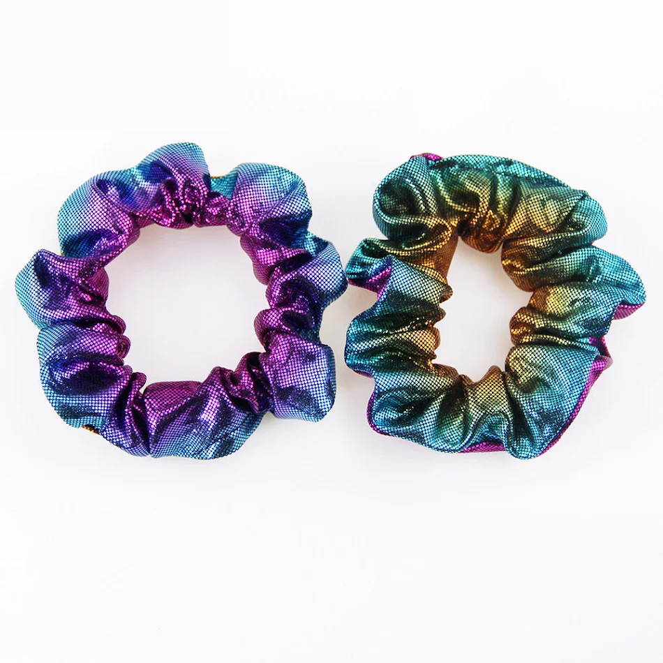 Chouchou fait main en tissu laser créatif, accessoire cheveux unique et élégant, parfait pour sublimer vos coiffures et apporter une touche d'originalité.