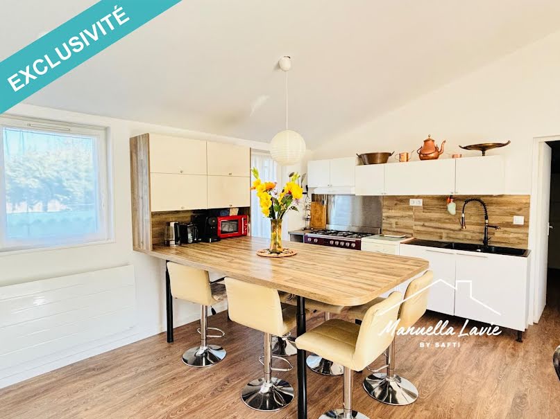 Vente maison 4 pièces 82 m² à Saint-Germain-Lembron (63340), 159 000 €