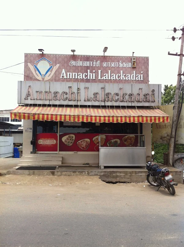 Annachi Lalackadai photo 