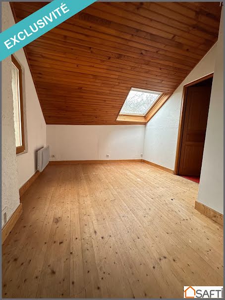 Vente maison 7 pièces 130 m² à Saint-Parize-le-Châtel (58490), 80 000 €