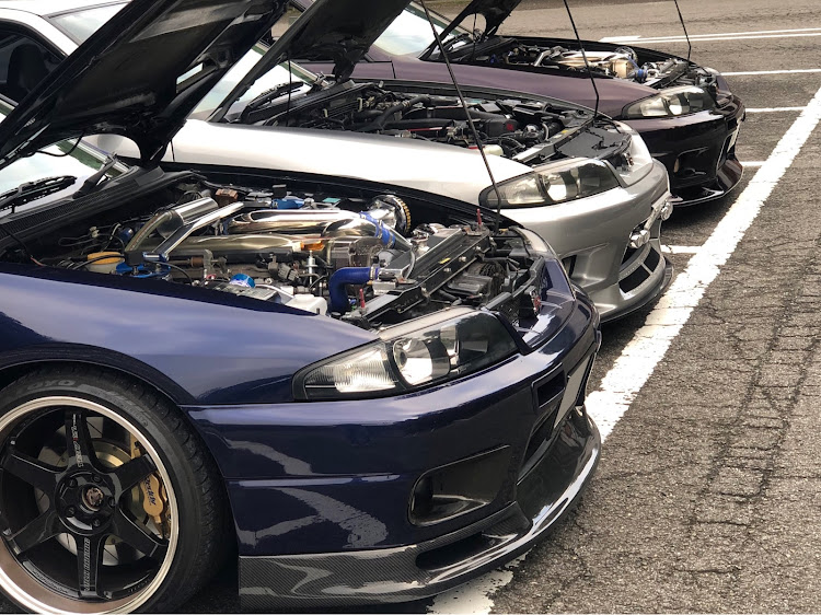 スカイライン GT-Rのぱっかーん・RB26DETT・ディープマリンブルー・ミッドナイトパープル・ソニックシルバーに関するカスタム事例の投稿画像4枚目
