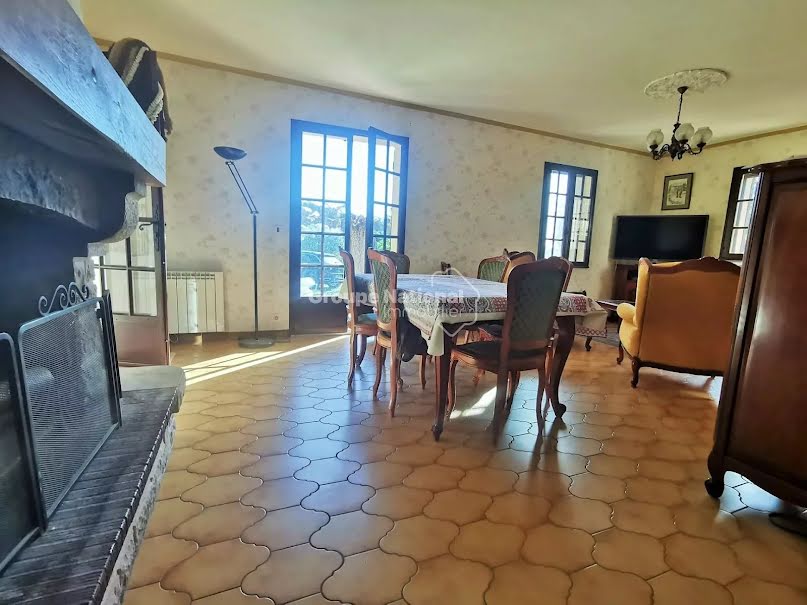 Vente villa 4 pièces 88.4 m² à Lauris (84360), 607 000 €