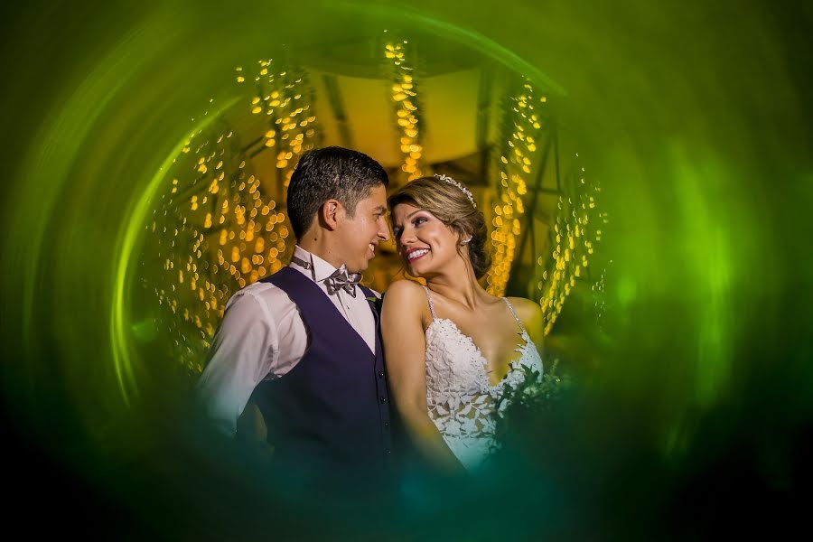 Wedding photographer Anyelo Cardona (anyelocardona). Photo of 11 June 2019