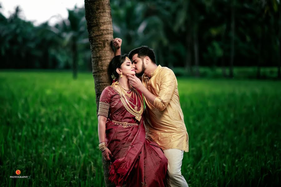 Fotografo di matrimoni Sajeesh Saju (pgweddingss). Foto del 10 dicembre 2020
