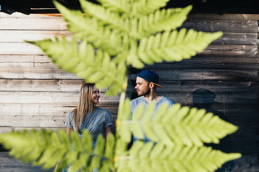 結婚式の写真家Vladimir Zakharov (zakharovladimir)。2016 7月4日の写真