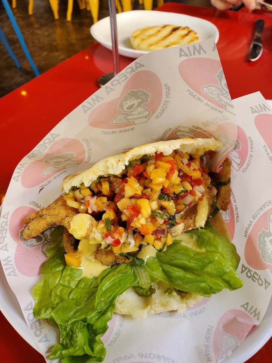 Fried chicken arepa