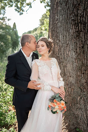 ช่างภาพงานแต่งงาน Sergey Shishlov (gdg91b2) ภาพเมื่อ 19 เมษายน 2021
