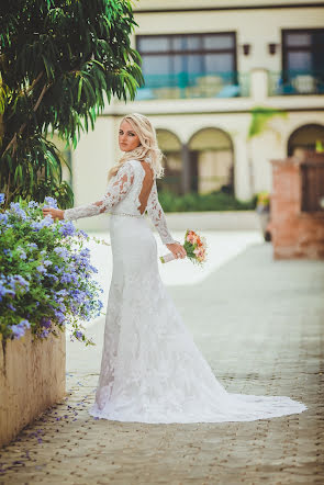 Wedding photographer Antonina Yureva (antonella). Photo of 19 July 2015