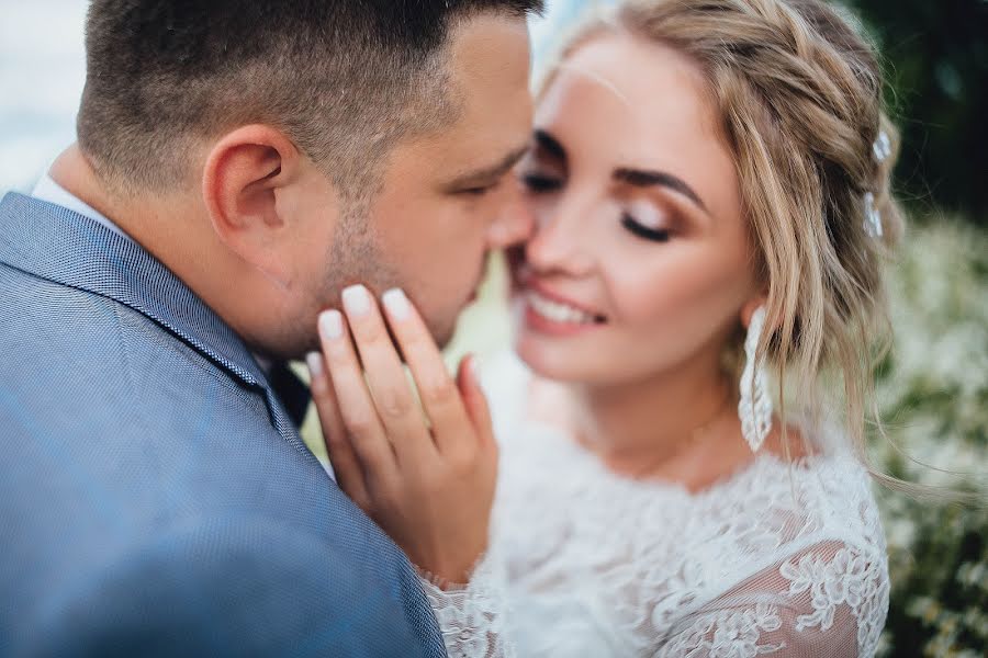 Wedding photographer Kseniya Ulyanova (ksyuhanichka35). Photo of 5 July 2019