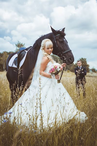 Wedding photographer Vladimir Lapshin (vasya129). Photo of 30 July 2015