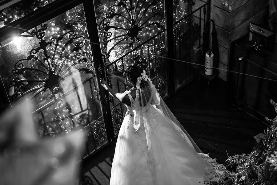 Fotógrafo de casamento Efrain Alberto Candanoza Galeano (efrainalbertoc). Foto de 27 de dezembro 2017