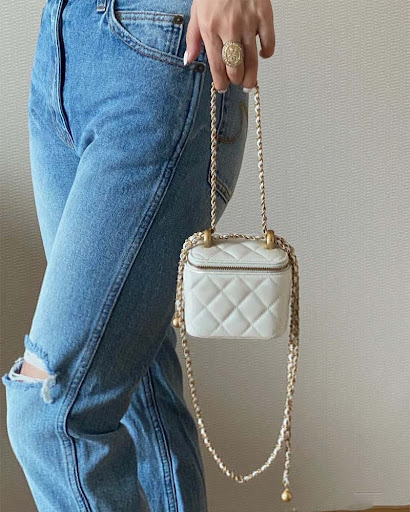 Title 3, Mini Portable Box Lipstick Bag Shoulder Messeng...