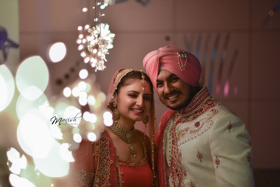Wedding photographer Manish (manishmanish). Photo of 12 December 2020