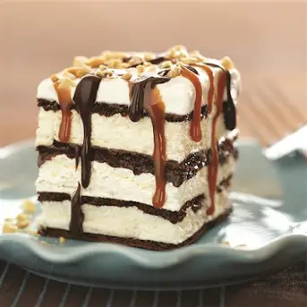 Easy Ice Cream Cake Recipe (No Bake Dessert!) – Unsophisticook