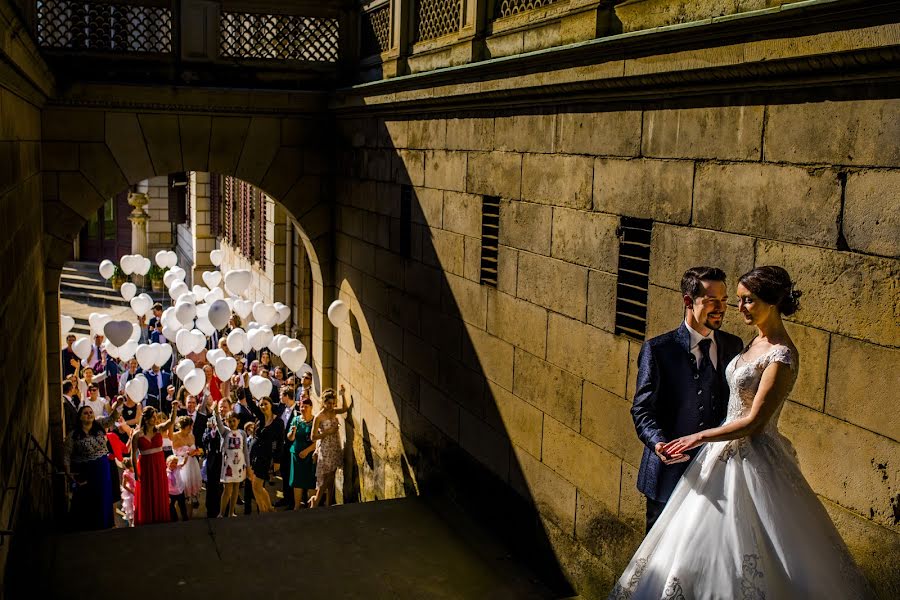 Wedding photographer Victor Leontescu (victorleontescu). Photo of 26 April 2019