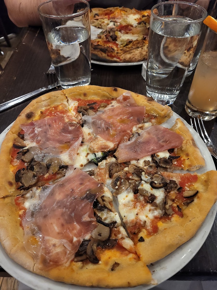 Gluten-Free Pizza at Don Antonio