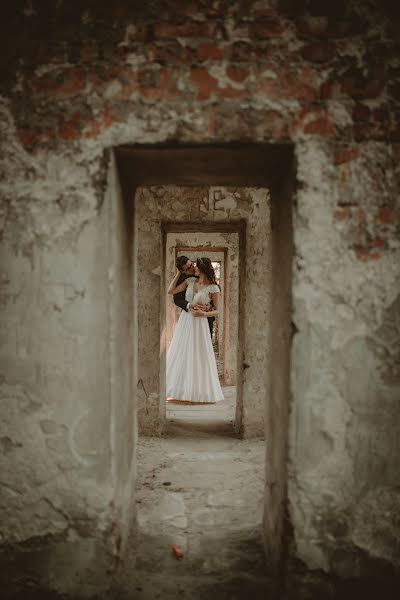 Φωτογράφος γάμων Karolina Cisowska (karolinacisowska). Φωτογραφία: 9 Ιανουαρίου 2019