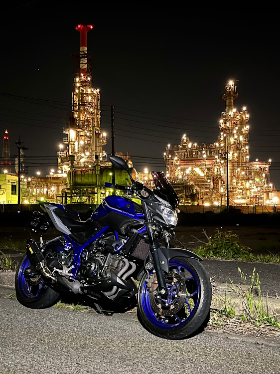 ニッシイさんが投稿したYAMAHA MT25・MT25・RG10J・コンビナート夜景・工場夜景に関するカスタム事例の投稿画像1枚目
