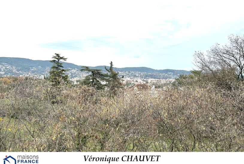  Vente Terrain + Maison - Terrain : 1 021m² - Maison : 93m² à Draguignan (83300) 