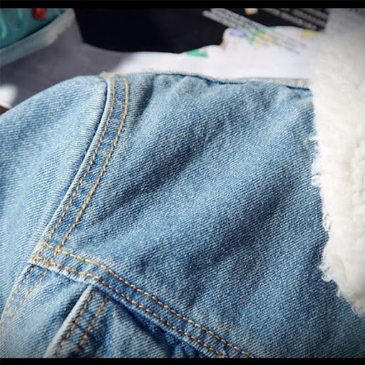 Title 4, Side seam single-breasted denim jacket in a sli...