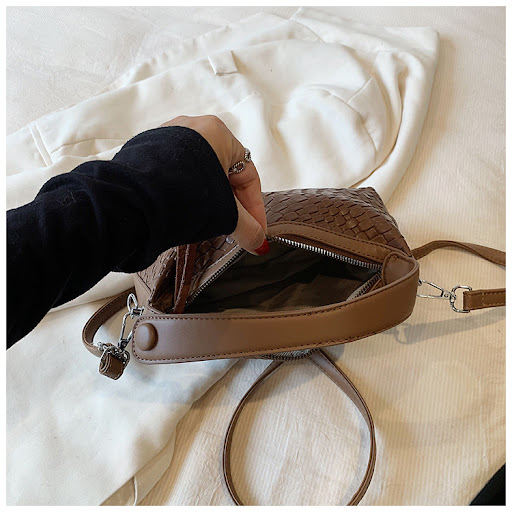 Title 3, Large Capacity High-Grade Solid Color Shoulder ...