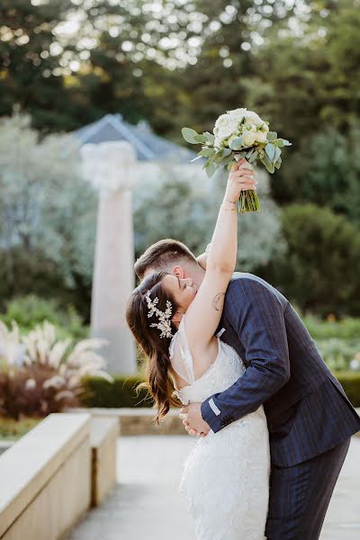 Fotografo di matrimoni Laura Pakasiene (lauraphoto). Foto del 28 aprile 2022