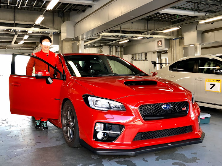 WRX STIの2L 4WD ターボ レッスン・FSW・中谷さん、吉田さん・ゴルフRに関するカスタム事例の投稿画像1枚目