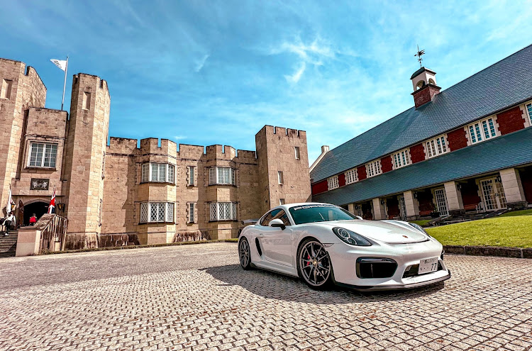 ケイマンの男のロマンPORSCHE・ポルシェのある人生・ポルシェのある生活・新緑と愛車に関するカスタム事例の投稿画像3枚目