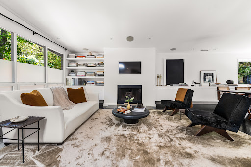 House 3