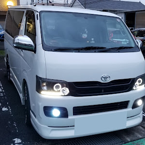 ハイエースバン