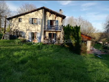 maison à Saint-Astier (24)