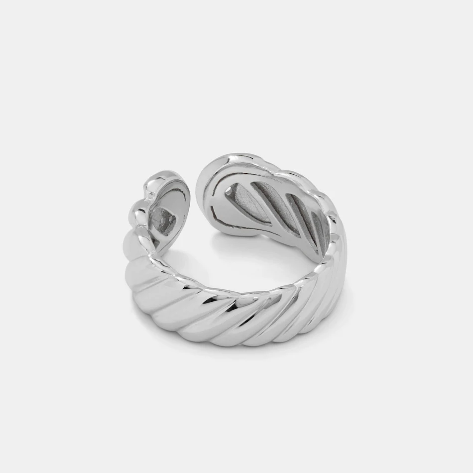 Modieuze Eenvoudige Retro Verstelbare Ring, een tijdloos sieraad. Comfortabel en aanpasbaar voor elke vinger. Bestel jouw ring vandaag nog.