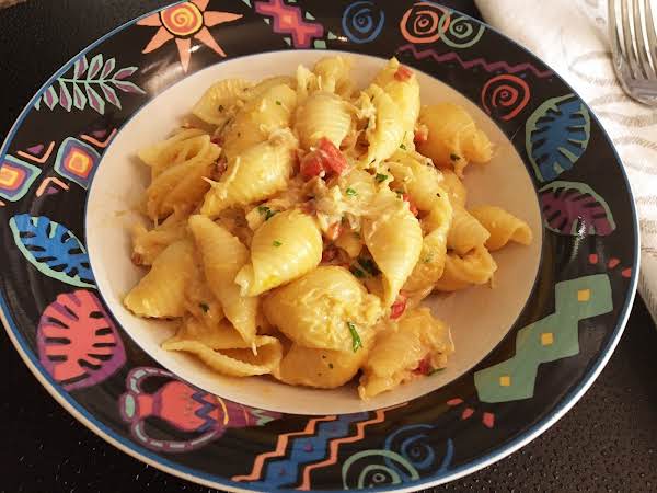 Lady Athena's Rockin' Crab Shell Pasta image