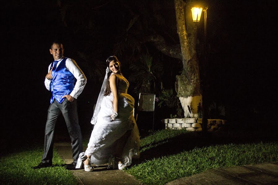 Photographe de mariage Victor Nodier Giraldo Moncayo (nodieres). Photo du 26 février 2019