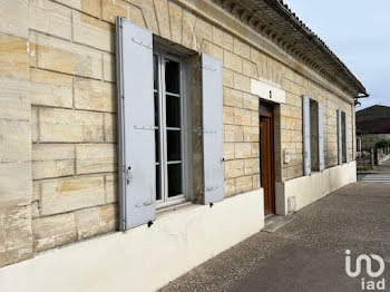 maison à Saint-Médard-de-Guizières (33)