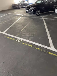 parking à Paris 17ème (75)