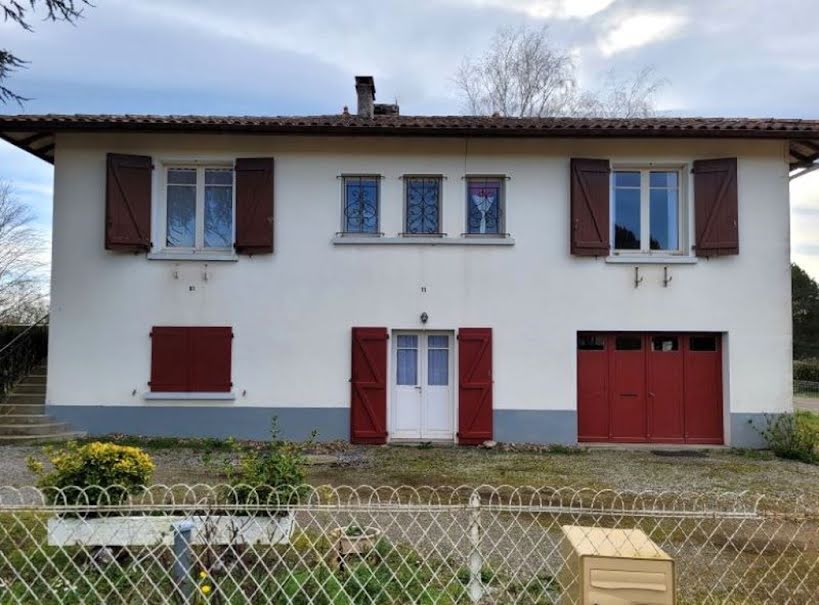 Vente maison 5 pièces 159 m² à Sauveterre-de-Béarn (64390), 229 000 €