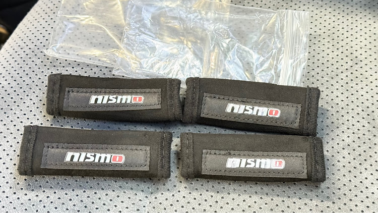 スカイライン GT-RのDIY・ぽちもんNISMO・アシストグリップ・グリップカバー・マジックテープに関するカスタム事例の投稿画像3枚目