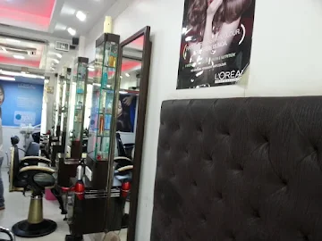 Make Over Salon photo 