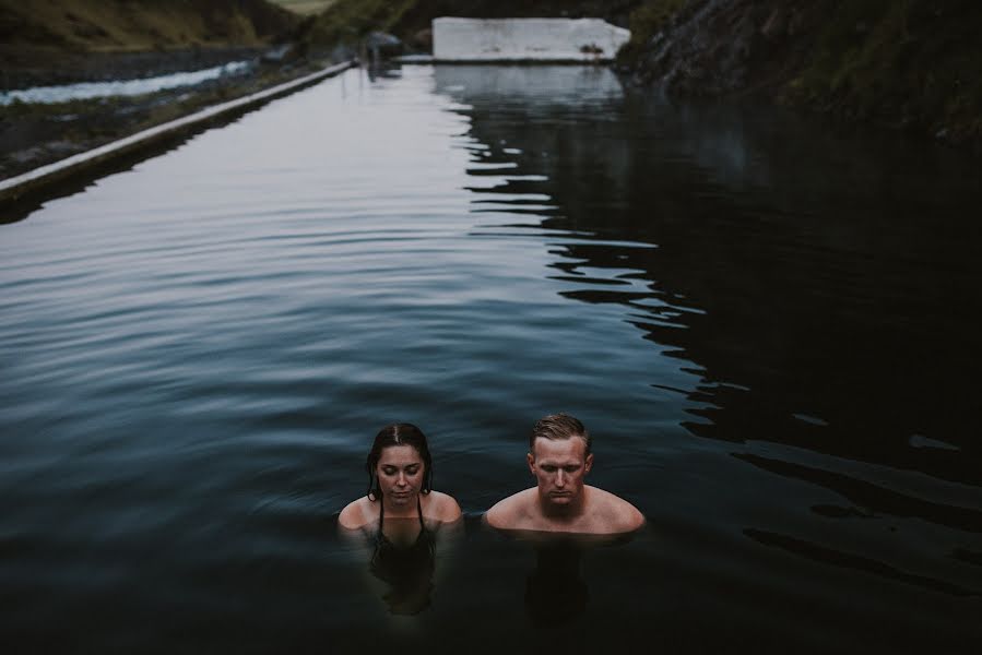 Hääkuvaaja Kyle Wilson (hinterlandstills). Kuva otettu 3. huhtikuuta 2019