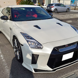 NISSAN GT-R R35