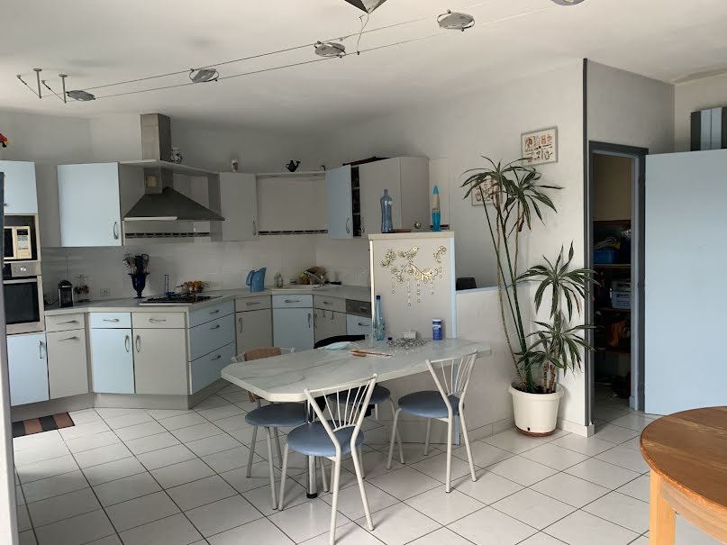 Vente maison 5 pièces 110 m² à Vouvray (37210), 239 000 €