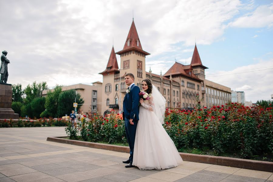 Fotógrafo de bodas Olesya Markelova (markelovaleska). Foto del 8 de noviembre 2017