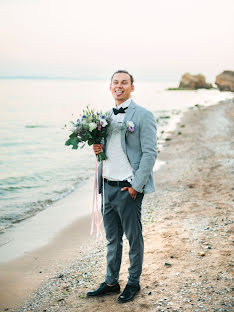 Fotógrafo de casamento Tatyana Sheptickaya (snupik). Foto de 28 de fevereiro 2017