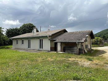 maison à Saint-Cassien (38)