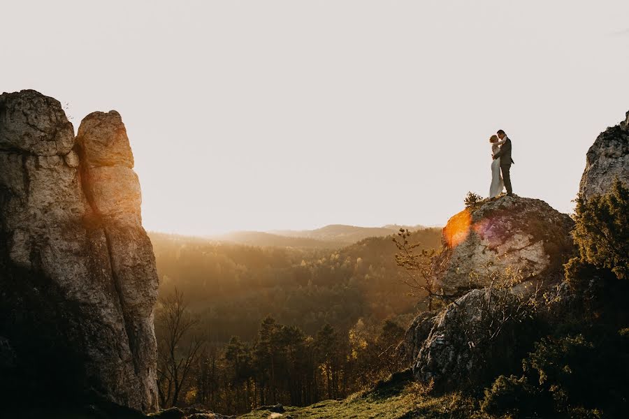 Fotografo di matrimoni Monika Dziedzic (zielonakropka). Foto del 2 febbraio 2020