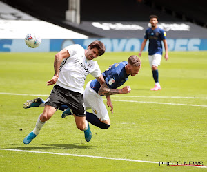 📷 Zou u deze ex-Anderlecht-spits herkend hebben met zijn coronakapsel?