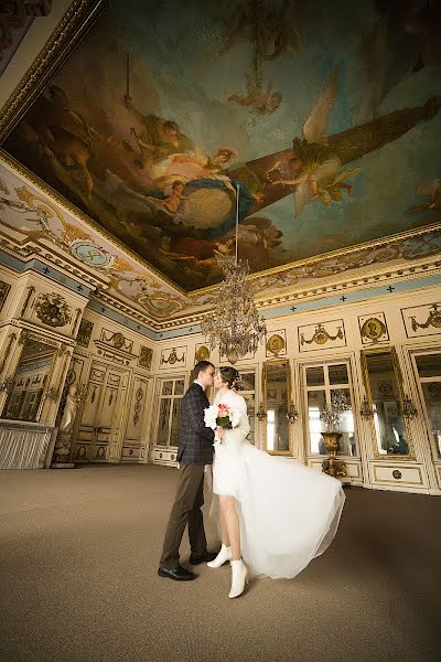 Fotógrafo de casamento Lena Astafeva (tigrdi). Foto de 2 de março 2015